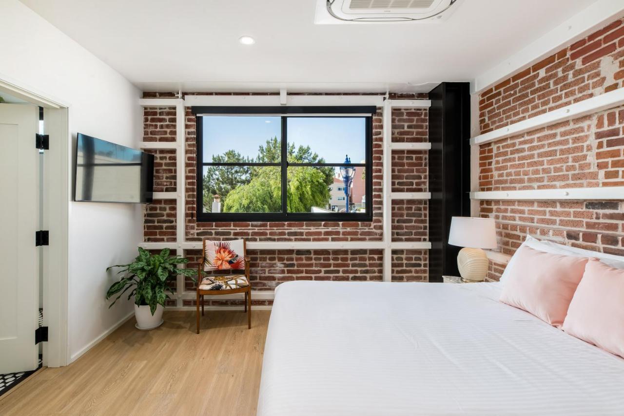 The Brick Boutique Hotel 오션사이드 외부 사진