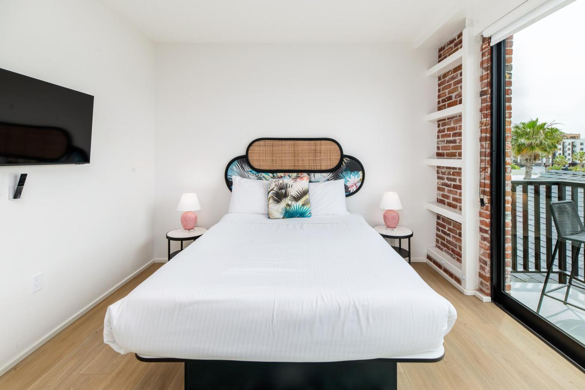 The Brick Boutique Hotel 오션사이드 외부 사진