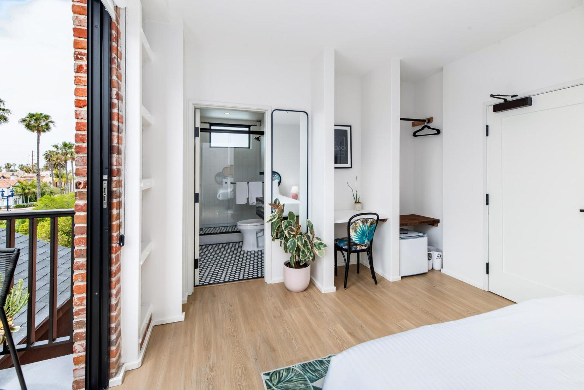The Brick Boutique Hotel 오션사이드 외부 사진