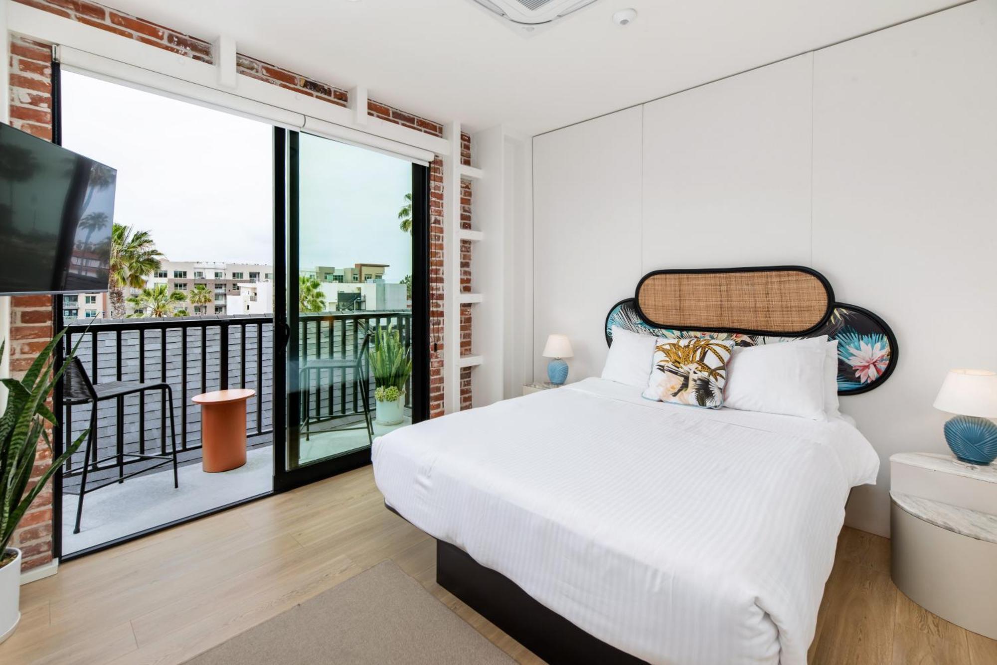The Brick Boutique Hotel 오션사이드 외부 사진