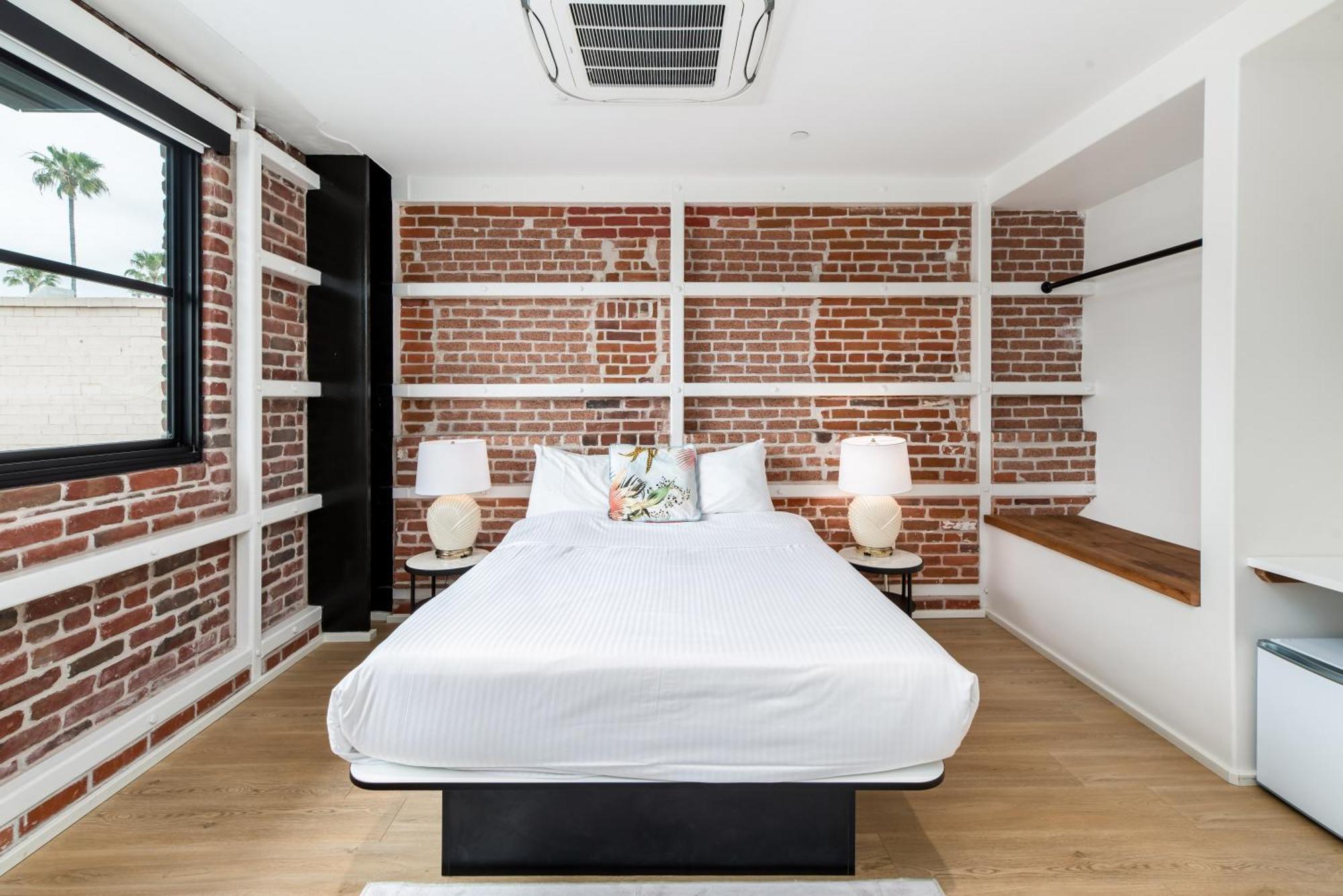 The Brick Boutique Hotel 오션사이드 외부 사진