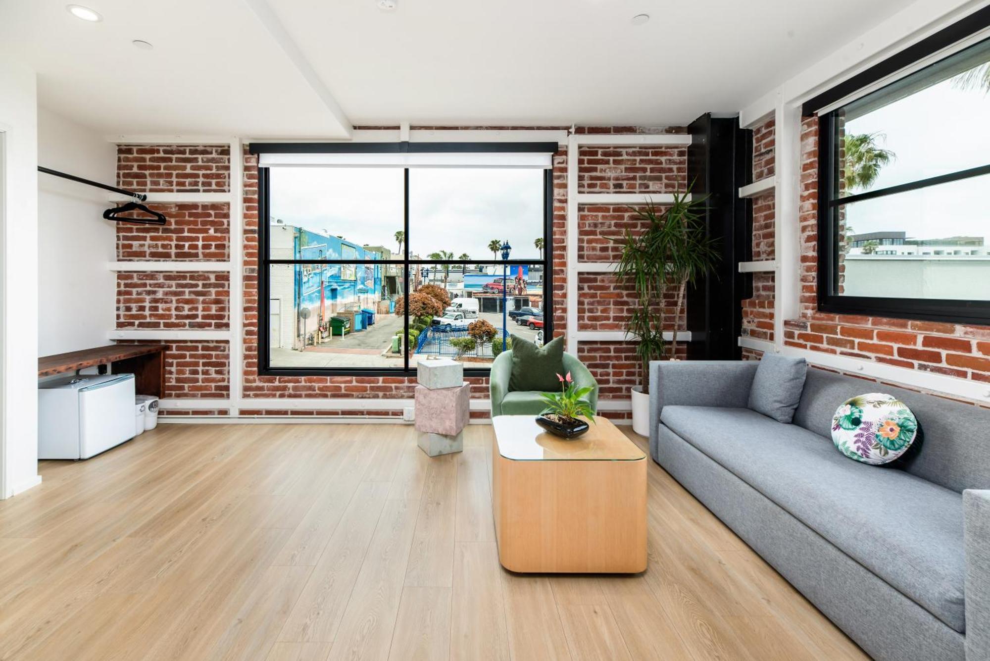 The Brick Boutique Hotel 오션사이드 외부 사진