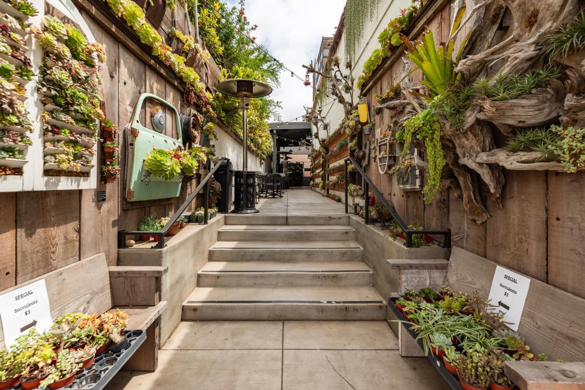The Brick Boutique Hotel 오션사이드 외부 사진